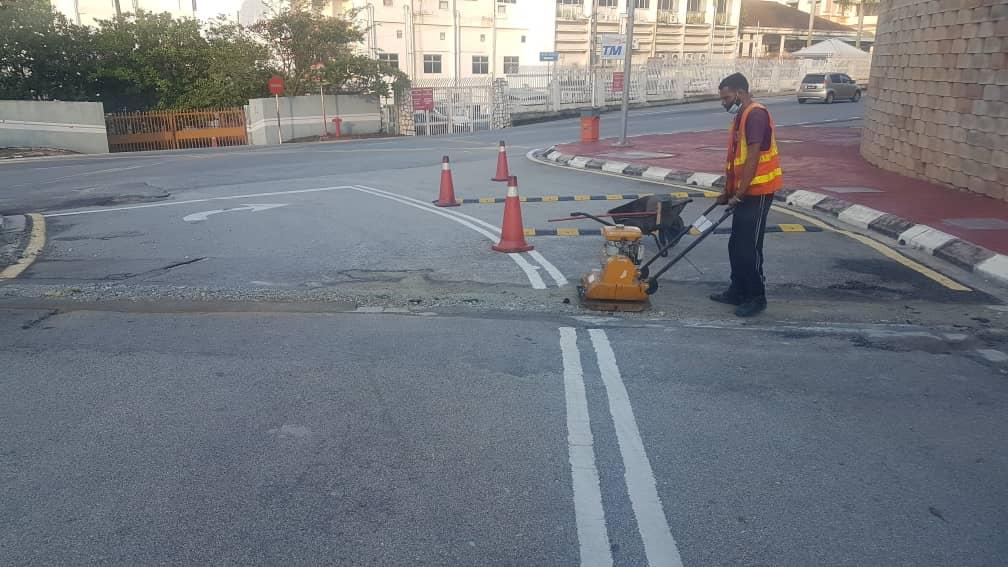 Road Build & Maintenance